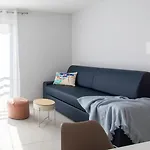 A5 - Modern Studio 5 Min To Sea - Pool & Garage