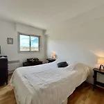 Appartement T3 Avec Piscine Et Parking, Au Bord De Mer, Sainte-Maxime, Climatise Et Proche Commerces - Fr-1-226-542