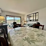 Appartement T3 Avec Piscine Et Parking, Au Bord De Mer, Sainte-Maxime, Climatise Et Proche Commerces - Fr-1-226-542