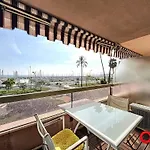 Studio Spacieux, Climatise Avec Vue Mer, Piscine, Wifi Et Parking Prive A Menton - Fr-1-647-29