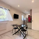 Les Dauphins - Charming Studio In The Heart Of Basse Californie