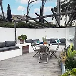 Villa Avec Piscine, Baie De Bandol, Acces Plage