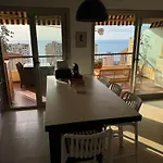 Beautiful Sea View Apartment Next To Monte Carlo With Parking