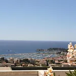 Vue Epoustouflante Sur Bandol & La Mer 2 Pieces, Piscine Tout Confort 4 Etoiles, Tres Calme, Terrasse Spacieuse Sans Vis A Vis, Parking Prive Residence Standing