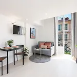 Studio Duplex Carre D'Or