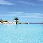 Studio Cabine 5 Personnes Avec Piscine Et Parking A Cannes - Fr-1-609-97