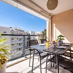 L'Eden Square Apartment For 4 By Sunset