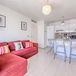 L'Eden Square Apartment For 4 By Sunset