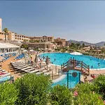 Grand Apppartement Dans Village Vacances Vue Mer