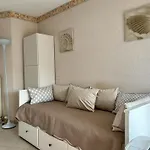 Studio Cabine 3 Couchages A Mandelieu, Terrasse, Piscine, Parking Prive - Fr-1-609-96