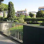 Carcur Appartement Pour 4 Personnes Avec Vue Mer A Carqueiranne