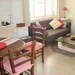 A 50 M De La Mer, Acces En Face De La Maison