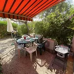 Bel Appartement Climatise En Rez De Jardin, Plage A 200 M, Ideal Vacances