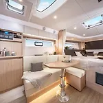 Private Yacht Residence