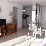 Appartement T2 Face A La Mer Avec Terrasse En Centre-Ville - Sainte-Maxime - Fr-1-780-48