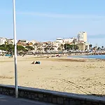 Appartement Centre Ste Maxime, 100 M De La Plage