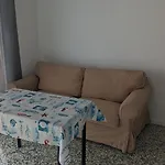 Studio Avec Coin Nuit, 100 M De La Mer