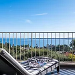 Luxury Apartment Sea View Close To City Center