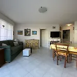 Appartement T2 Avec Terrasse Et Garage A Cavalaire-Sur-Mer - Proche Port - Fr-1-100-262