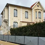 Grand Studio Meuble-Juan Pins-Logt 4