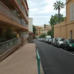 Spacieux 2P Climatise Centre-Ville Menton Avec Grande Terrasse, Proche Plages Et Commerces - Fr-1-196-351