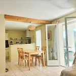 Rez De Villa Au Calme Proche De La Plage