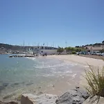 Studio Plage, Parking Gratuit Et Terrasse Privee.