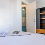 3-Bedroom Apartment Sea View Terrace And Parking