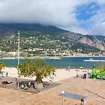 Menton, Centre Historique, Vue Mer