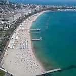 Palais Lilou - Studio Central 300 M Des Plages, Au Calme