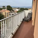 Appartement Hyeres, 3 Pieces, 4 Personnes - Fr-1-335-195