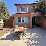 Maison Renovee Avec Jardin Et Climatisation, Proche Vignes - Fr-1-726-28