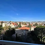 Cannes Santa Catalina