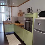 Joli Appartement Traversant