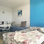 Studio Au Lavandou Avec Parking, Acces Direct Plage - Fr-1-251-252