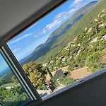 Charmant Studio Vue Mer Et Collines