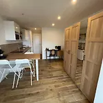 Charmant Studio Vue Mer Et Collines