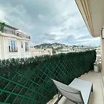 Viva Riviera Luxury Penthouse With Sea View