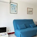 Studio Cabine Au Lavandou - 4 Couchages, Climatise, Balcon, Piscine, Parking Inclus - Fr-1-251-480