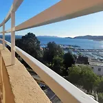 Appartement 2 Pieces, Terrasse, Proche Plage Et Centre, Le Lavandou - Fr-1-251-345