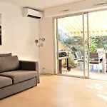Charmant T2 Climatise Avec Jardin Privatif, Proche Mer - Cavalaire Sur Mer - Fr-1-226B-56