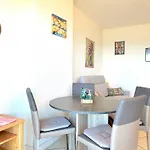 Studio Au Lavandou Avec Terrasse Et Vue Mer - Fr-1-251-237