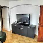 Appartement Dans Villa Nicoise