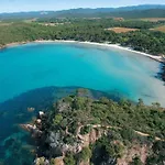Gasmed40 - Golfe De St-Tropez - Chalet Californien Pour 6 Personnes Situe Dans Un Parc Arbore A Gassin
