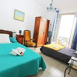 Pavillon De Mer Yourhosthelper