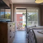 Magnificent Apartment Close To The Beach With Sea View