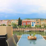Pcogasto - Golfe De St-Tropez - Appartement Dans Residence Avec Piscine Avec Vue Sur Marina