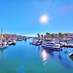 Port Frejus - Tout A Pied - Wifi - Clim