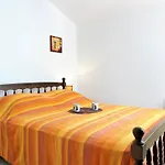 Charmant T2 Avec Terrasse, Piscine Et Parking - 4 Couchages - Le Lavandou - Fr-1-251-524