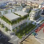 Appartement Nice Avec Balcon Et Parking Prive